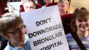 Protestwyr Ysbyty Bronglais