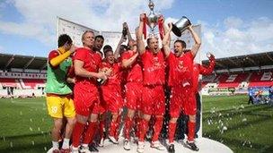 Llanelli win the 2011 Welsh Cup