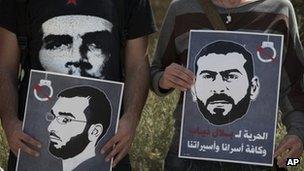 Protesters call for the release of Thaer Halahla (left) and Bilal Diab (right). Photo: May 2012