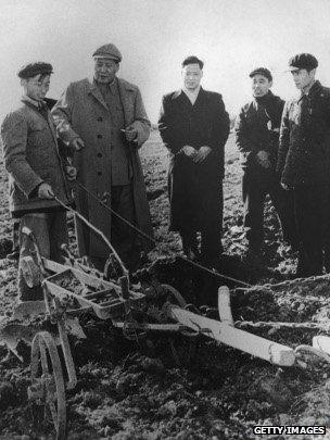 Chinese Communist Party Chairman Mao Zedong visiting farm workers in Zhejiang, China, 9 Feb 1958