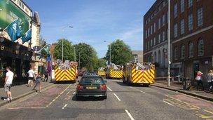 Queen's University Belfast building to reopen after fire - BBC News