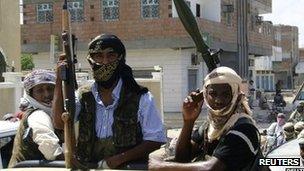 Members of Ansar al-Sharia in the southern Yemeni town of Jaar
