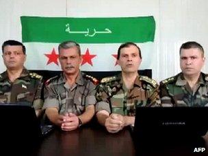 Screengrab of a video purportedly showing four senior Syrian army officers announcing their defection to the opposition (22 June 2012)