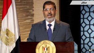 Mohammed Morsi speaking on Egyptian state TV