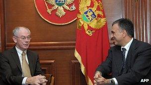 Президент Черногории Филип Вуянович (справа) с председателем Европейского совета Херманом Ван Ромпеем, 19 октября 10