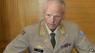 Maj-Gen Robert Mood in Norway (20 July 2012)