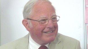 Dr John Davies