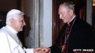 Cardinal Martini (r) meeting Pope Benedict in 2005