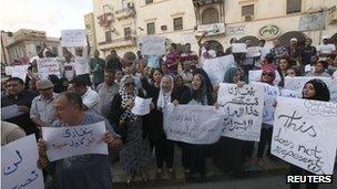 People demonstrate during a rally to condemn the killers of the US ambassador to Libya and the attack on the US consulate, in Benghazi 12 September 2012