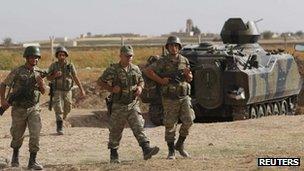 Turkish troops at Akcakale, near the Syria border, 5 Oct 2012