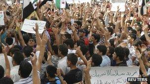 Protests in the Syrian city of Houla, 5 Oct 2012