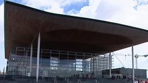 Y Senedd