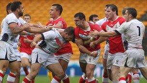 Tempers fray in Lens as the Wales and France rugby league players scuffle