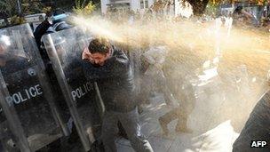 Police use pepper spray against protesters in Pristina. Photo: 22 October 2012