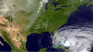 Satellite image provided by the National Hurricane Center showing Sandy moving north towards the US coastline, 25 October 2012