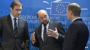 European Parliament President Martin Schulz (centre) with two EU prime ministers, 13 Nov 12