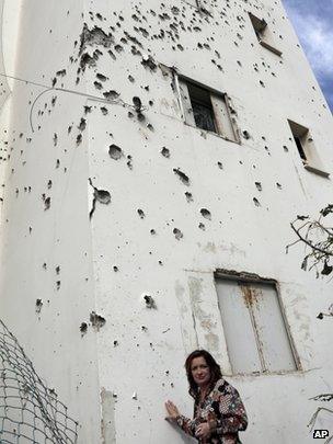 Building in Ashkelon damaged by Palestinian rocket (file photo