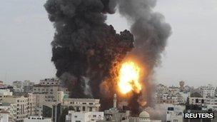 Israeli attack on Gaza, 17 November