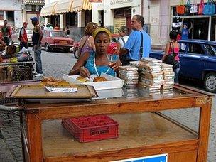 Cake seller in Old Havana