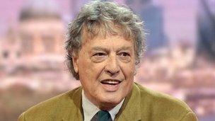 Sir Tom Stoppard to receive Writers Guild accolade - BBC News