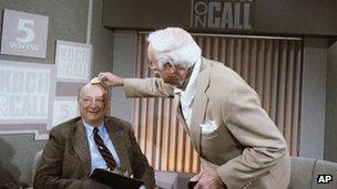Koch gets his head powdered (15 March 1987)