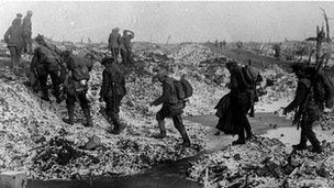 British soldiers along the River Somme in late 1916
