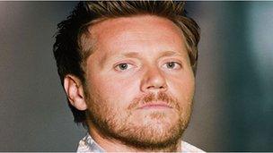 Rhys ap William fel Cai yn Pobol y Cwm