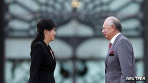 Visiting Thailand PM Yingluck Shinawatra and her Malaysian counterpart Najib Razak in Kuala Lumpur, 28 February 2013