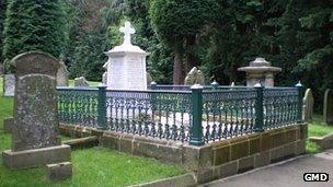 Emily Davison's grave (pic courtesy of Greater Morpeth Development Trust)