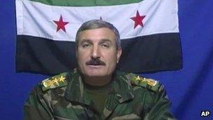 Syria rebel commander Riad al-Asaad wounded by blast - BBC News
