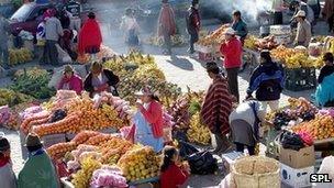 Street market, Ecuador