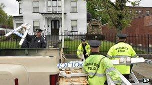 Worcester police remove barricades from in front of the Graham Putnam Mahoney funeral home in Worcester, Massachusetts 9 May 2013