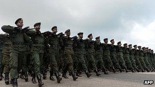 Sri Lankan soldiers (May 2013)