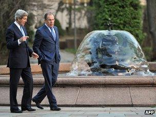 John Kerry and Sergei Lavrov in Moscow (7 May 2013)
