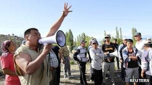 A man addresses protesters in the village of Tamga in Dzhety Oguz district 31 May 2013