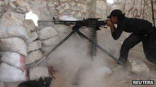 Syrian opposition fighter