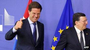 Dutch PM Mark Rutte (left) in Brussels, with EU Commission President Jose Manuel Barroso, 22 May 13