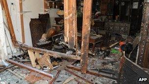 Scene of Bab Sharqi bombing - Sana handout 27 June