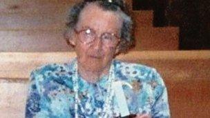 Joan Edwards