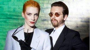 Eurythmics backstage at Top Of The Pops in 1983