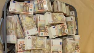 Bag of cash seized by Belgian police