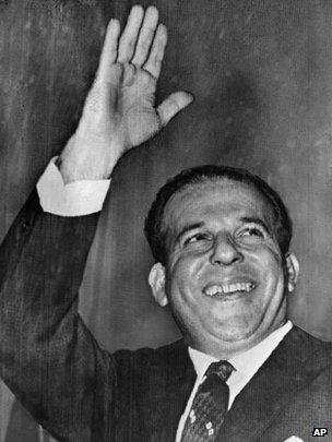 Joao Goulart waves as he is sworn in on 7 September 1961 in Brasilia
