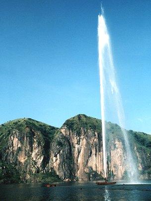 Degassing pipe in Lake Nyos, Cameroon, seen in October 2001