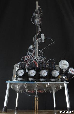 RoboClam testing apparatus