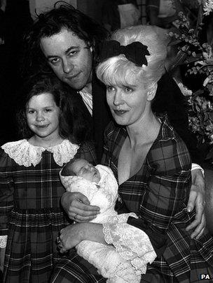 Peaches Geldof with sister Fifi Trixibelle and parents Bob Geldof and Paula Yates
