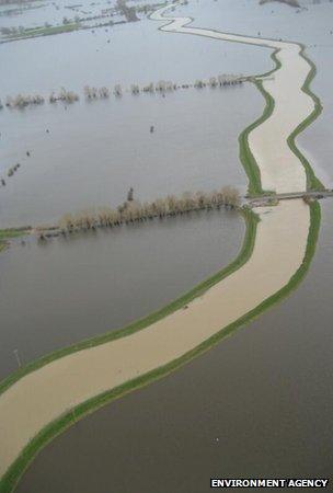 River Parrett meanders through flooded farmland on the Somerset Levels (Image: Environment Agency)