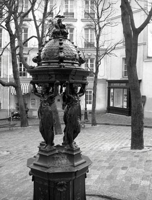 Drinking fountain, Paris