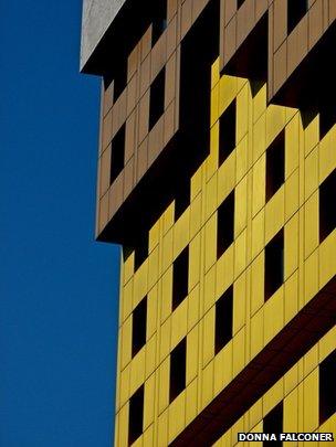 Sarajevo’s Holiday Inn on the Frontline of Politics and War