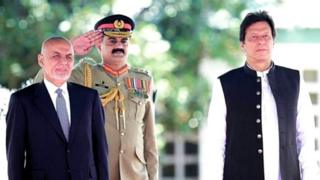 عمران خان، اشرف غنی