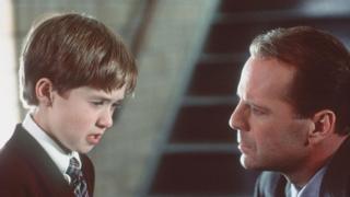 Adegan dari The Sixth Sense